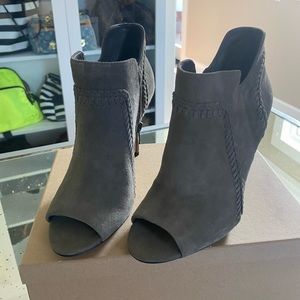 Gray/ brown peep toe bootie